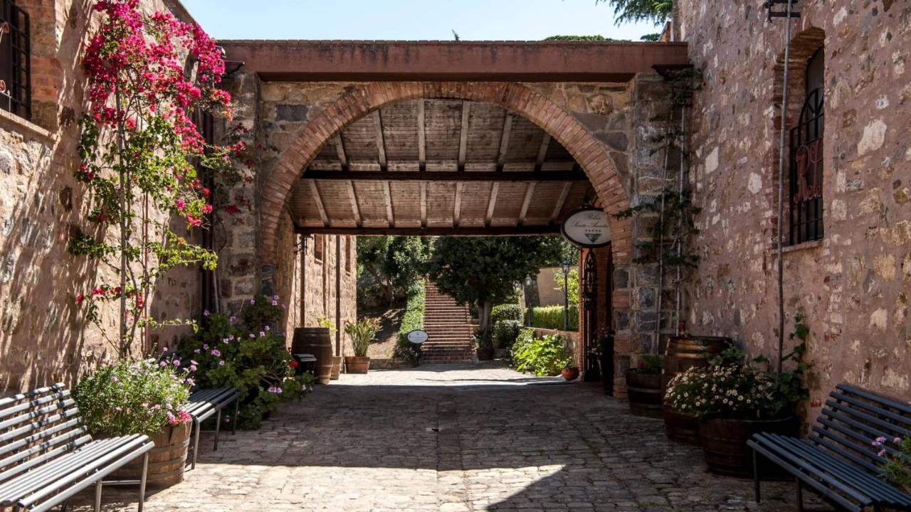 Relais Abbazia Santa Anastasia Resort & Winery Кастельбуоно Екстер'єр фото