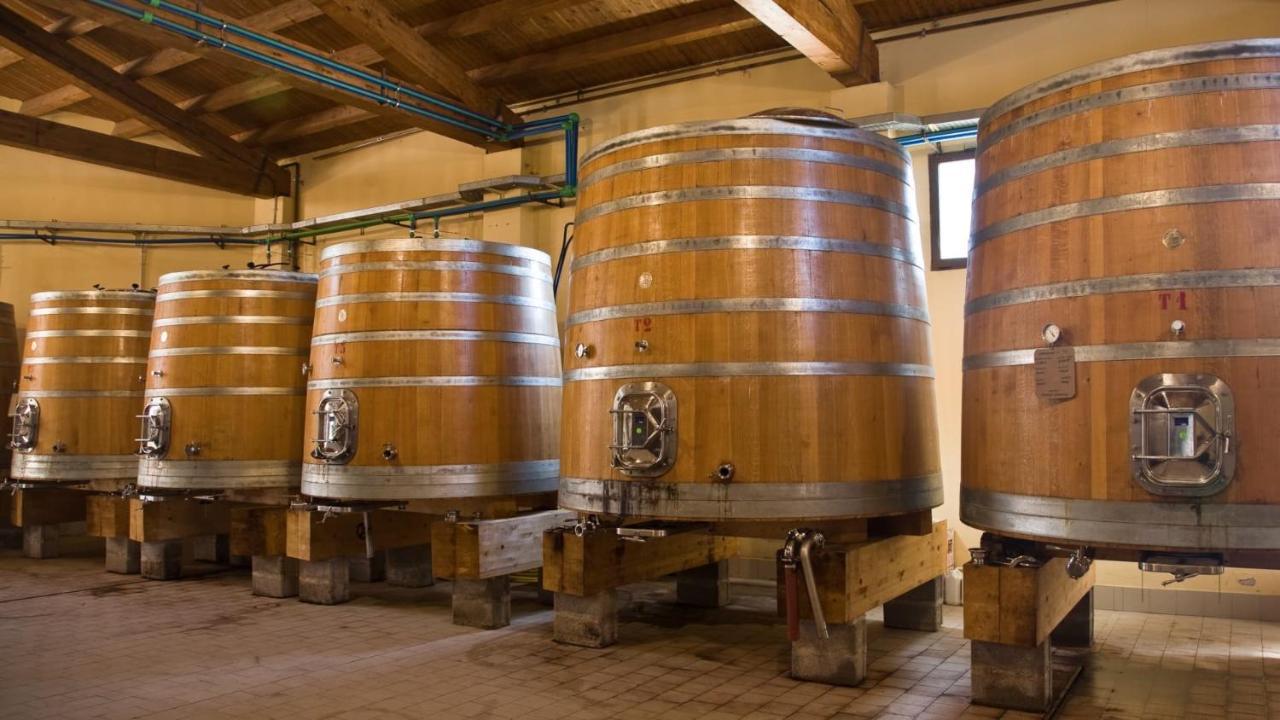 Relais Abbazia Santa Anastasia Resort & Winery Кастельбуоно Екстер'єр фото
