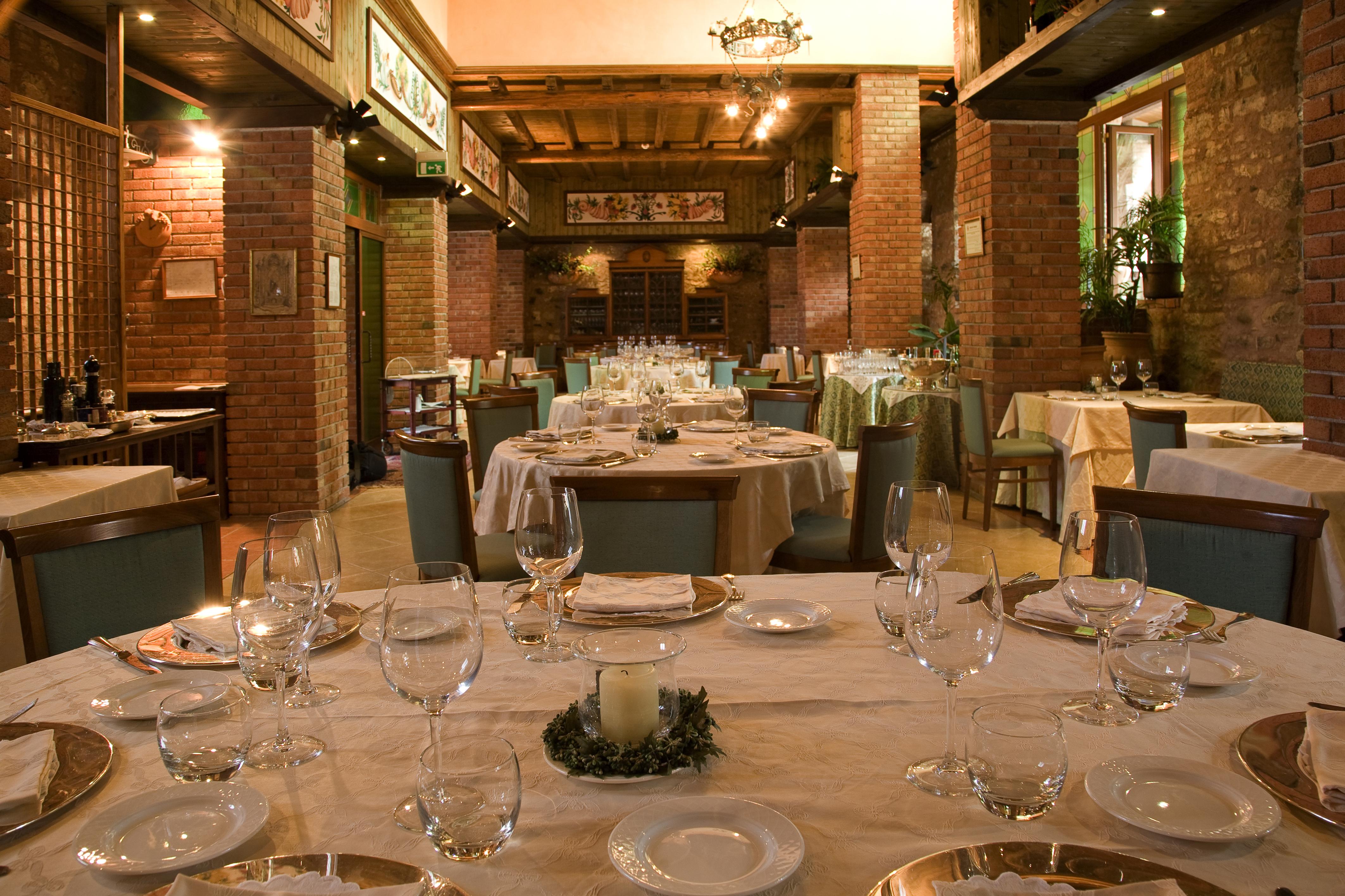 Relais Abbazia Santa Anastasia Resort & Winery Кастельбуоно Екстер'єр фото