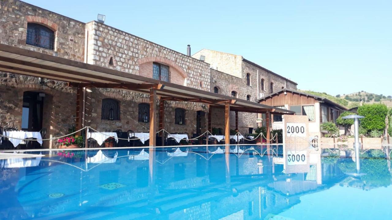 Relais Abbazia Santa Anastasia Resort & Winery Кастельбуоно Екстер'єр фото