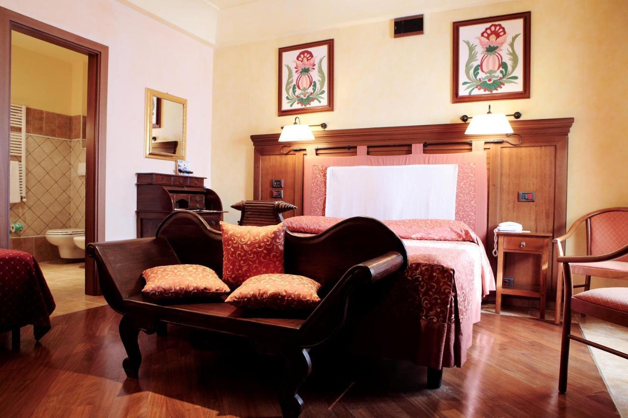 Relais Abbazia Santa Anastasia Resort & Winery Кастельбуоно Екстер'єр фото
